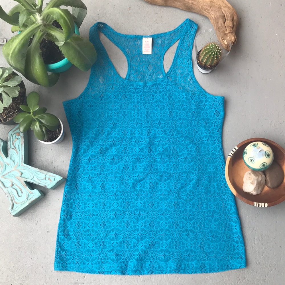 Lace Razor Back Tank 🧚🏼‍♂️
